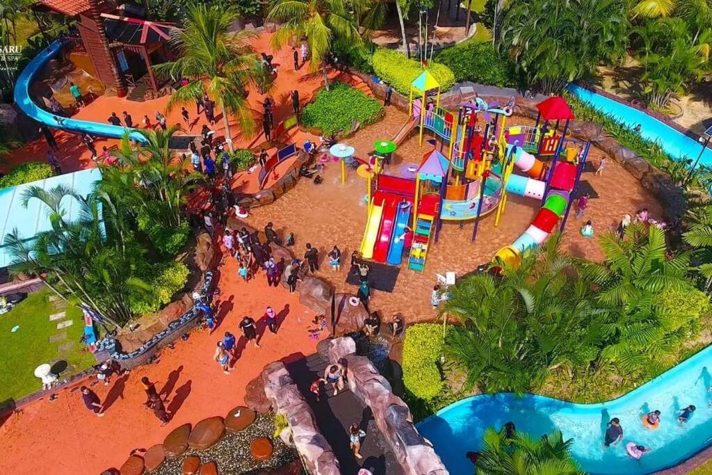 Lotus Desaru Beach Resort, 2 Bdrms, W/Splash Park Bandar Penawar エクステリア 写真
