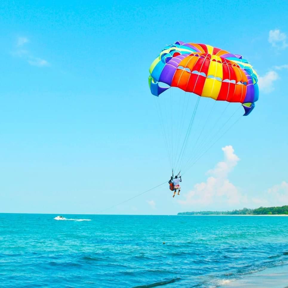 Lotus Desaru Beach Resort, 2 Bdrms, W/Splash Park Bandar Penawar エクステリア 写真